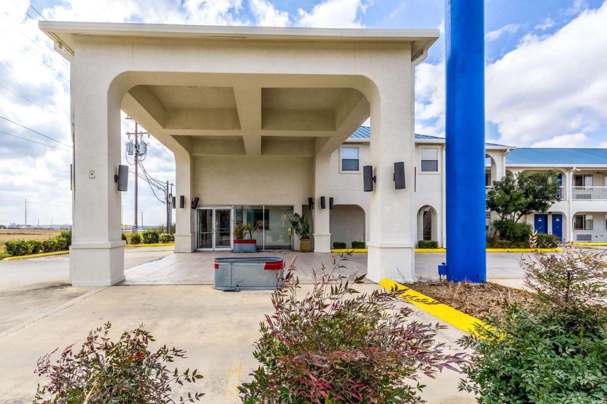 Motel 6 Seguin Tx 外观 照片