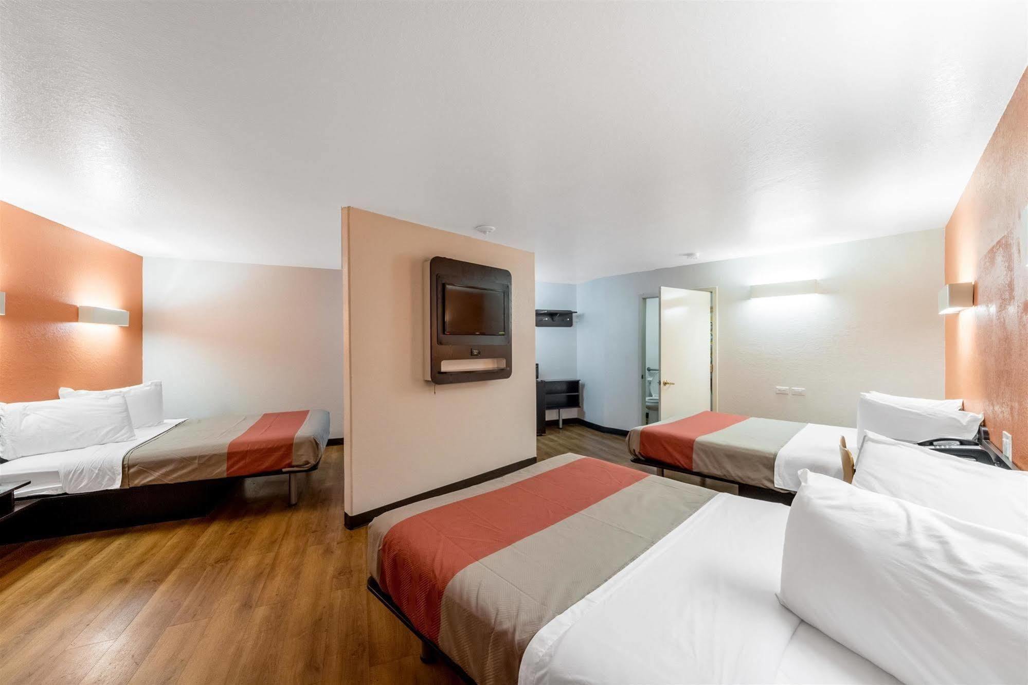 Motel 6 Seguin Tx 外观 照片