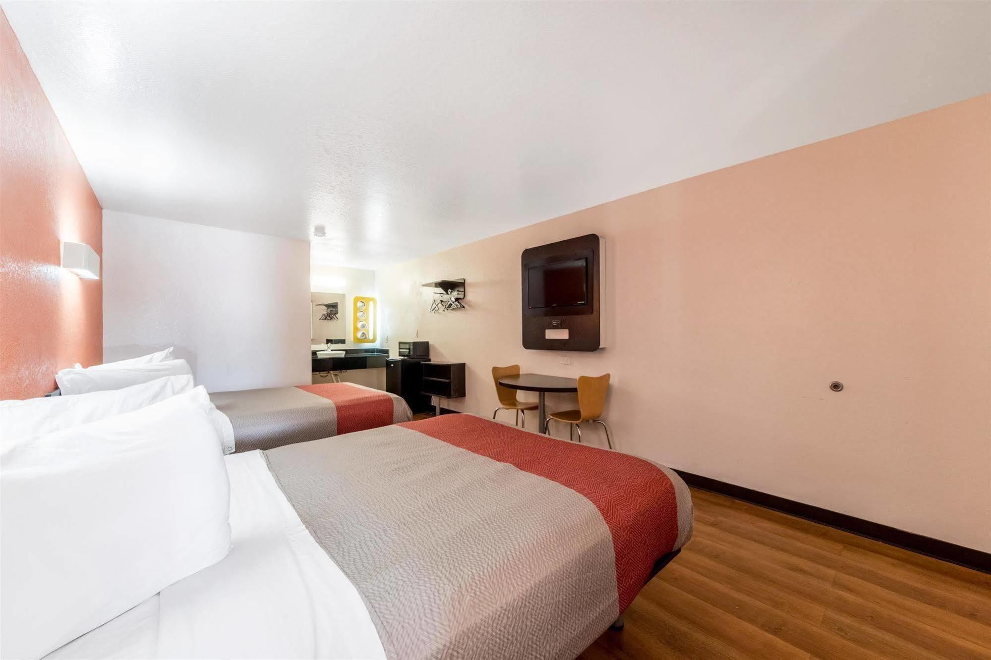 Motel 6 Seguin Tx 外观 照片