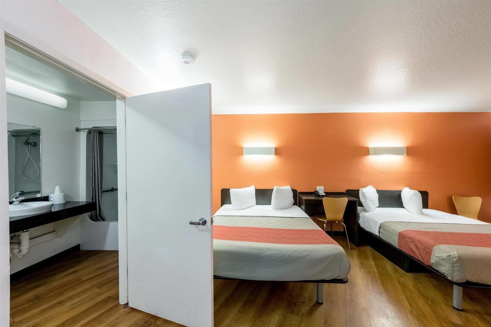 Motel 6 Seguin Tx 外观 照片