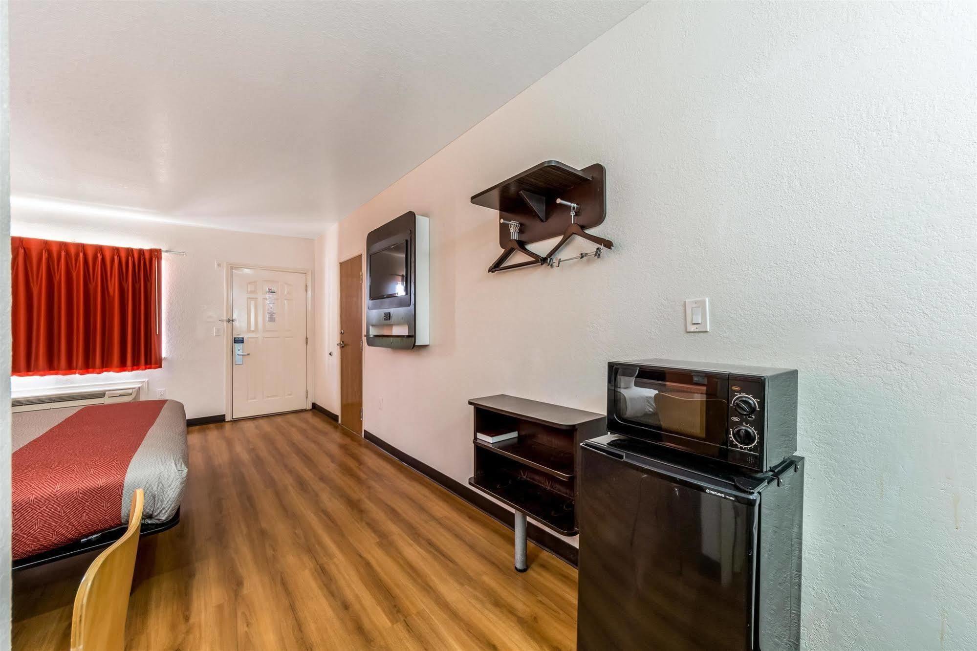 Motel 6 Seguin Tx 外观 照片