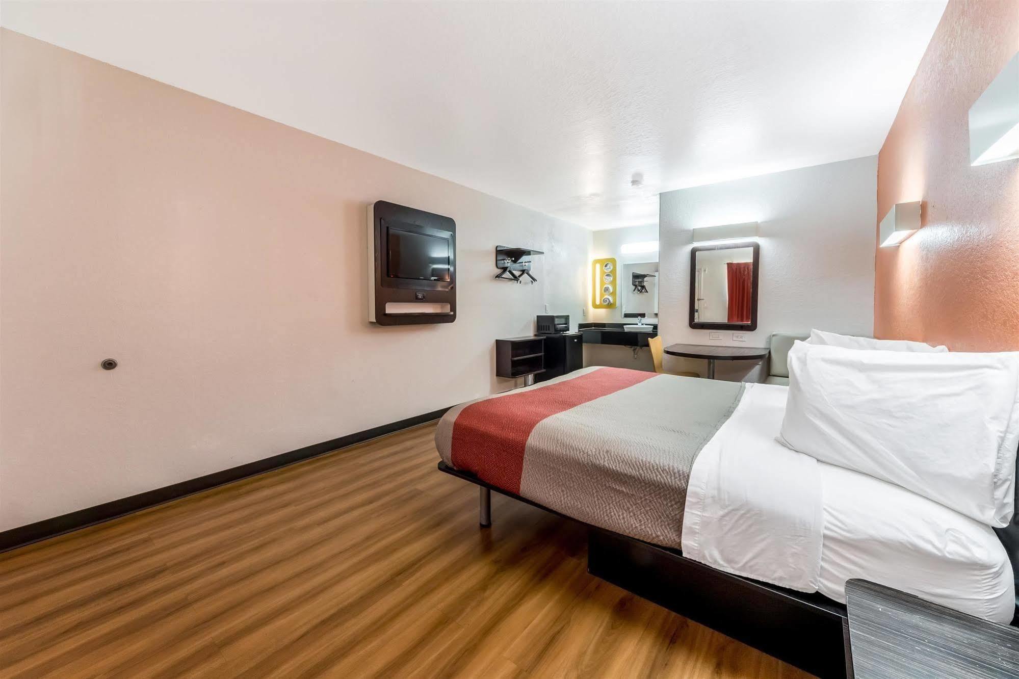 Motel 6 Seguin Tx 外观 照片