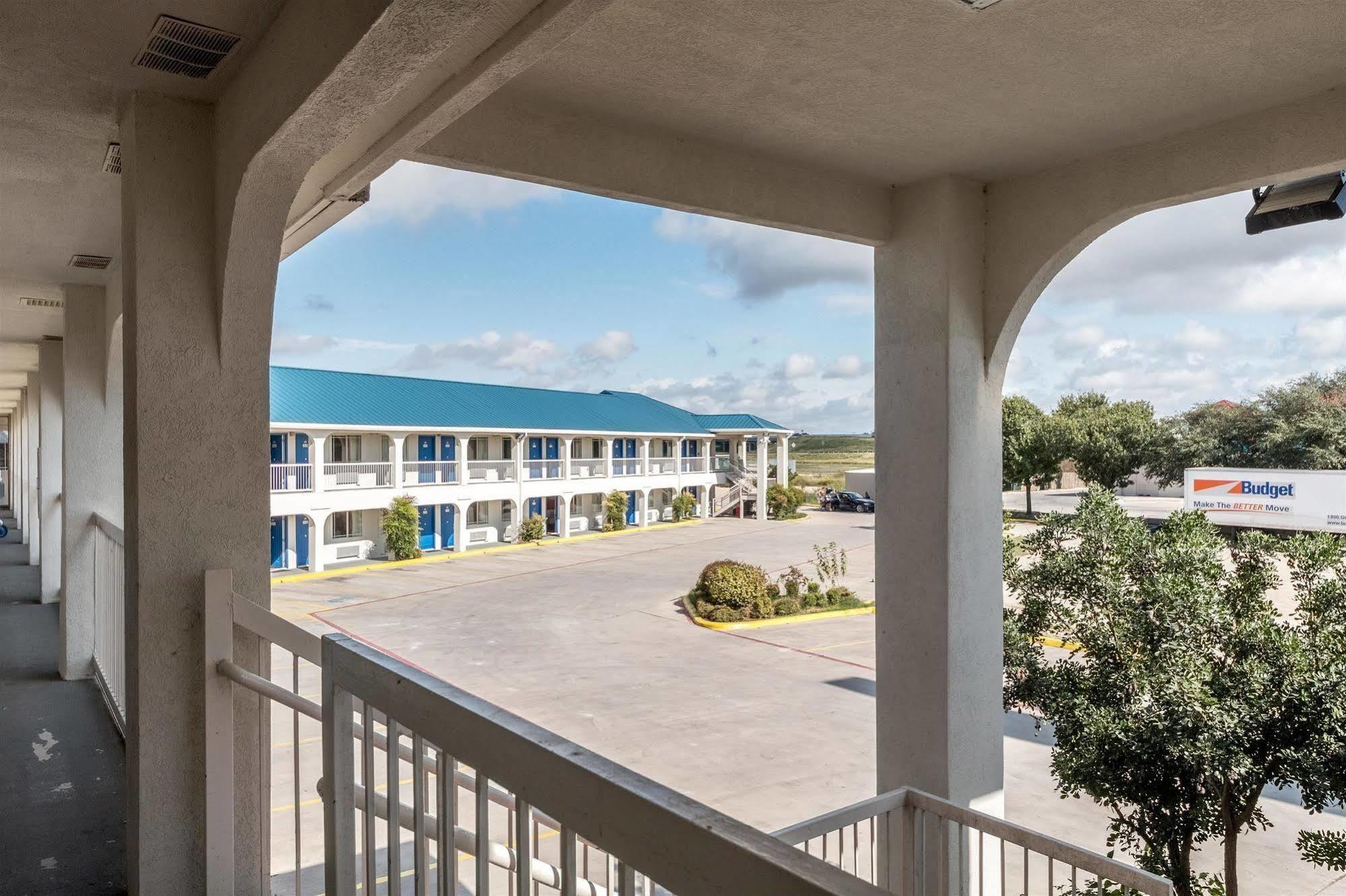 Motel 6 Seguin Tx 外观 照片