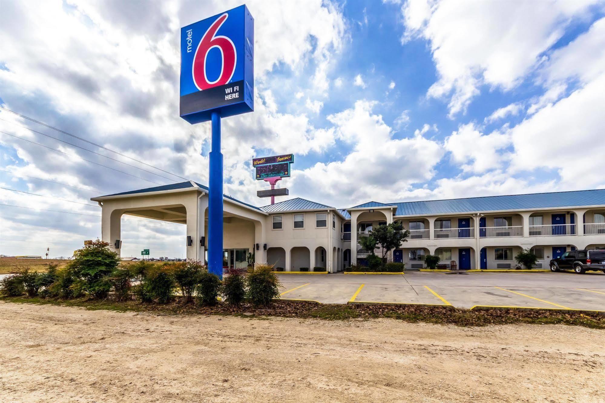 Motel 6 Seguin Tx 外观 照片